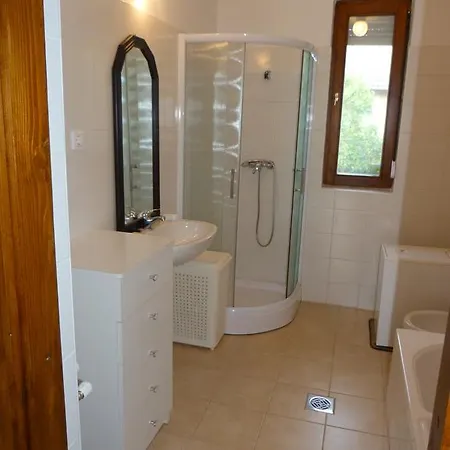 Gyuemoelcsoeskert Szallashely Apartment *